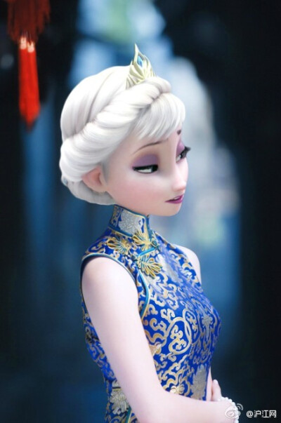 #午间一萌# 《Frozen》里的Elsa和Anna, 穿上中国旗袍，我的天！美诶~ Wow！！！