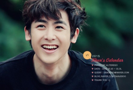 #Nichkhun# #尼坤# 【ForKhun全款代购】【2015 Khun's Calendar by Danjisoo 日历预售】每年一册 新的一年 新的期待 预定截止时间：10月30日晚22:00整 预计发货时间：12月初 定价为全款 包含国际国内运费 发货之前会有短信通知 大家自行掌握时间吧【淘宝链接：【ForKhun代购】【全款包邮】2015 Khun's Calendar by Danjisoo】