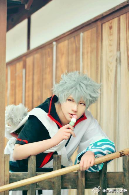 【#坂田银时#】银桑的Coser，各种棒！稍稍科普一下吧！CN按顺序： ①玖竜{日本} ② 花梨泽{中国} ③步{日本} ④ 小葛Cia{中国} ⑤熊叔{中国}⑥ Abyss夜阁{中国}⑦sansin{韩国}⑧ Dan gyokuei{越南} ⑨海带{中国}