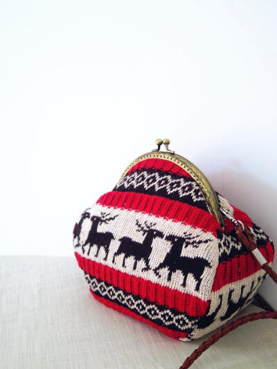 小雅独家可爱麋鹿北欧风圣诞节礼物针织复古文艺女金属碰扣小挎包