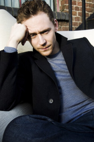 #HQ#Tom Hiddleston by Mari Sarai for ELLE UK 抖森的ELLE Shoot中这两张之前图不大 现补上高清