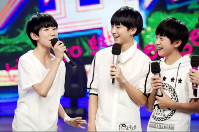 TFBOYS 14-05-20 快乐大本营录制