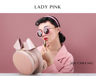 JOI CHEUNG《不可以貌取人》系列之一LADY PINK（淘宝店铺产品链接）