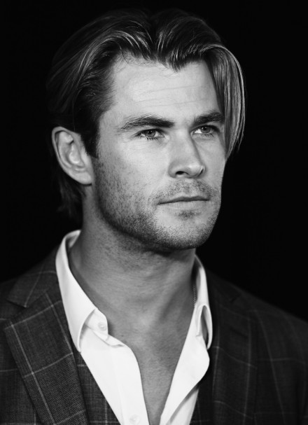 #HQ#Chris Hemsworth attends the Foxtel season launch at Sydney Theatre on October 30, 2014 in Sydney, Australia 锤哥今天在悉尼出席Foxtel活动的图 戳大~