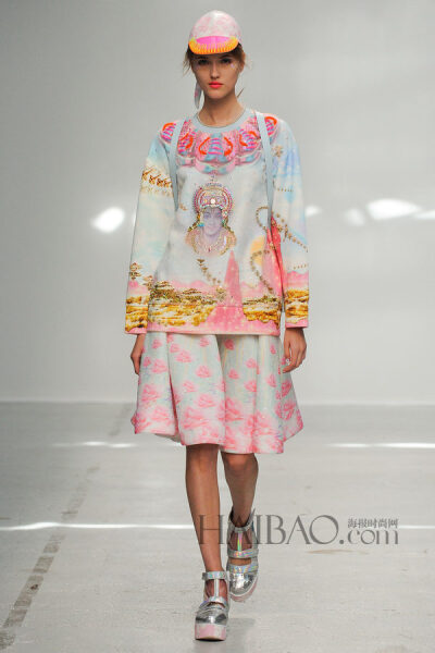 曼尼什·阿若拉 (Manish Arora) 2015春夏女装秀