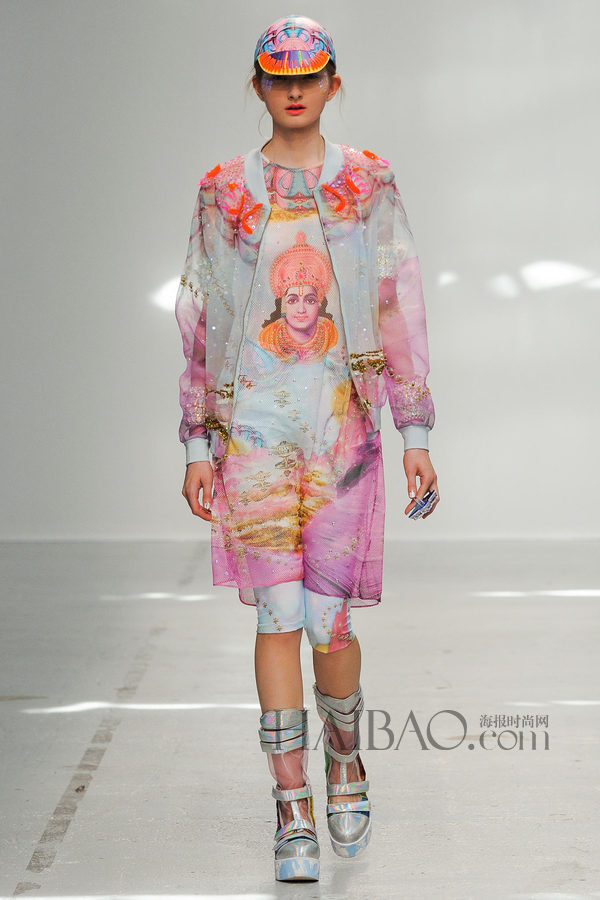 曼尼什·阿若拉 (Manish Arora) 2015春夏女装秀