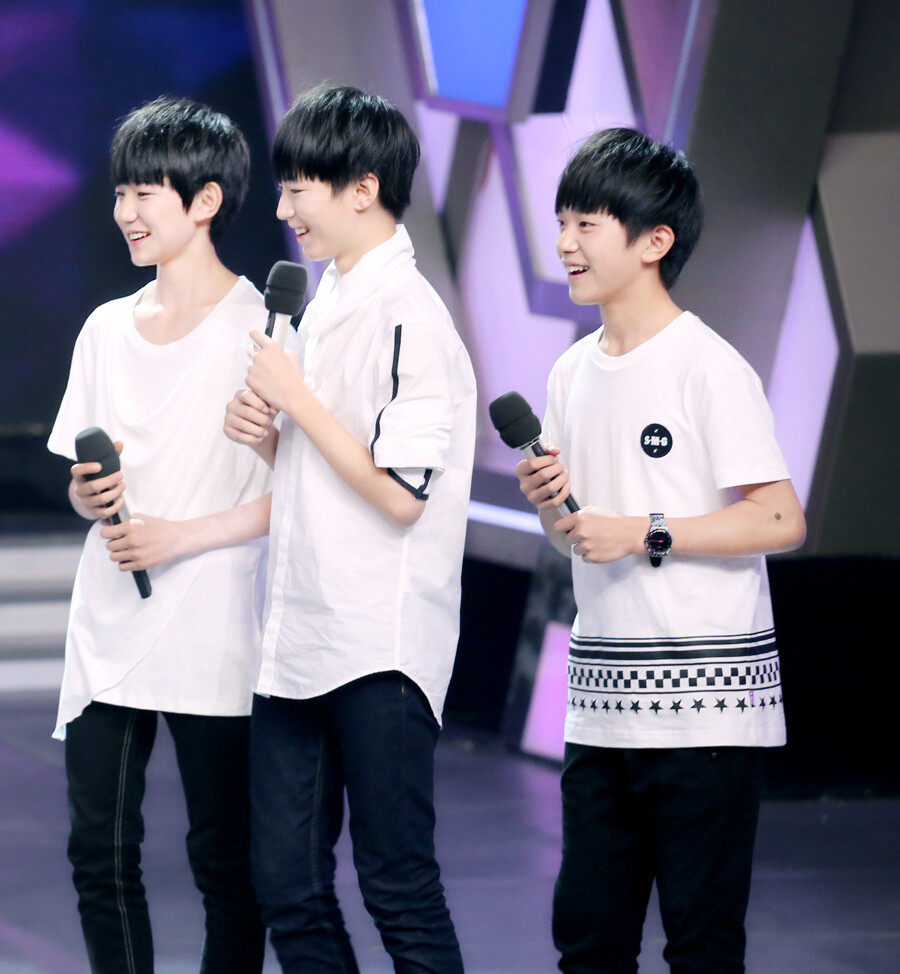 TFBOYS 快本 来源：未来站