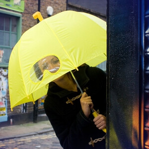 Submarine Umbrella 黄色潜水艇雨伞的图片