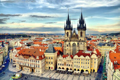 PRAGUE CASTLE, CZECH REPUBLIC Calling Pražský hrad a castle is a masterful understatement - it's really a compact walled city, with cathedral, palaces, streets and houses. A succession of ambitious r…