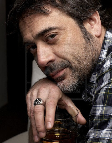 杰弗里·迪恩·摩根 Jeffrey Dean Morgan