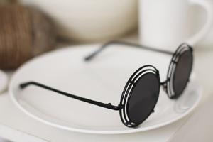 STB 趣味款重磅金属圆形彩色反光镜片墨镜太阳眼镜