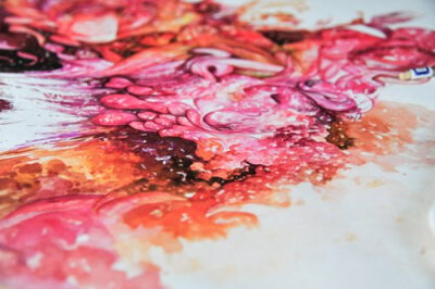  《藏心》实验创作，继《半身海水，半身火焰》之后，开始关注潜意识与意识之前的某种联系，个人偏爱心理学，也致力于将心理与艺术结合而创作绘画作品，《藏心》的创作历时两个月，将工作时间延长，每一次只绘制一个…