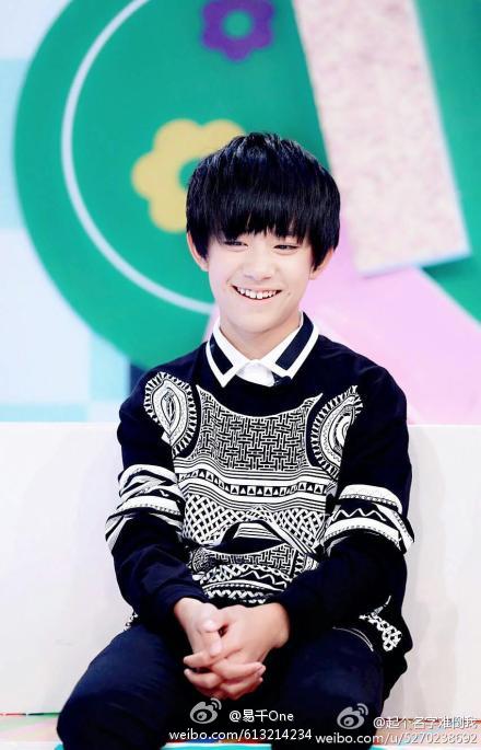 #和千玺说晚安# @TFBOYS-易烊千玺 一人一句我爱你，净化+晚安+告白我爱你1、http://t.cn/R7QKgaV 2、http://t.cn/R7QKgaf 3、http://t.cn/RhWv1em 4、http://t.cn/R7Q9y0P 5、http://t.cn/R7Q9y0h 6、http://t.cn/R7Q9y07