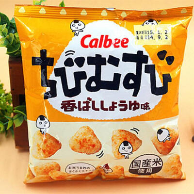 小屋进口薯片零食 日本 calbee卡乐比酱油味薯片 好吃薯片非油炸