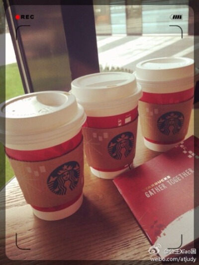 JUDY&amp;amp;FANG在STARBUCKS等YUKI……NOW，坐班车赶回公司啦…️️