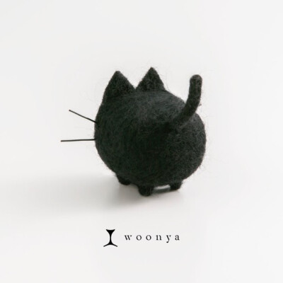 woonya【Black】はやさかのぶや羊毛毡