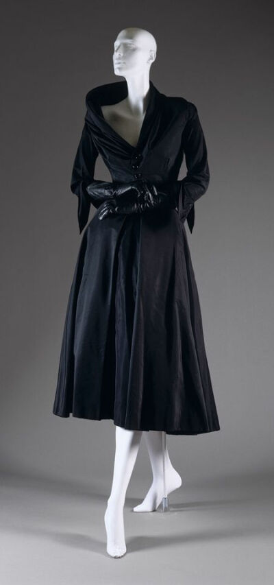 &amp;quot;Abandon&amp;quot; afternoon dress, Christian Dior fall/winter 1948–49 Gorgeous!