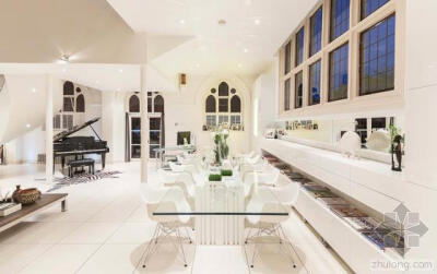 【{英国一间教堂改造成的现代住宅}】设计师、图片来源：Gianna Camilotti Interiors ®室内客厅实景