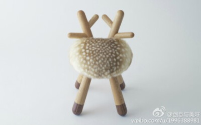 好的设计会让你感觉就应该是这样，日本设计师takeshi sawada的系列作品bambi chair、sheep chair、cow chair给我的感觉是，如果小鹿、小羊、小牛变成凳子，就应该是这个样子http://t.cn/zHaSBJP