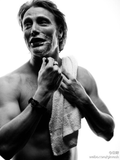 #Mads Mikkelsen# photos by Kenneth Willardt 2009 这套又出新图啦 3和7都是新的 最后两张凑数用（。