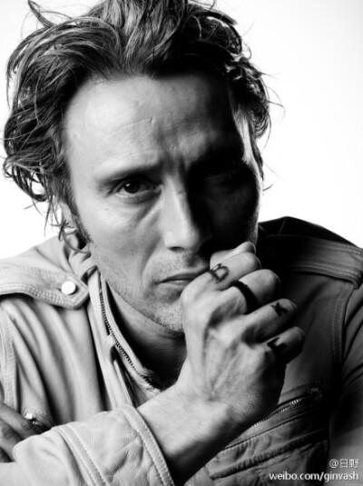 #Mads Mikkelsen# photos by Kenneth Willardt 2009 这套又出新图啦 3和7都是新的 最后两张凑数用（。