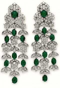 Liz Taylor's Emerald Ear Pendants