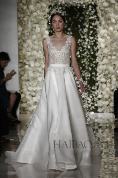 雷姆·阿克拉(Reem Acra) 2015秋冬婚纱