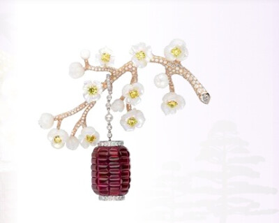 Hanami Clip, Van Cleef &amp;amp; Arpels