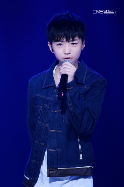 TFBOYS 王俊凯 cr：logo