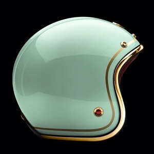 Pavillon Tuileries Helmet by Ruby的图片