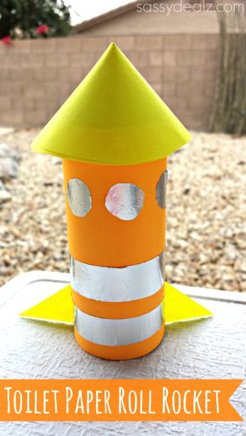 Toilet Paper Roll Rocket Craft for Kids! #Recycled art project #Tp tube #Rocket ship | http://www.sassydealz.com/2014/01/rocket-toilet-paper-roll-craft-kids.html