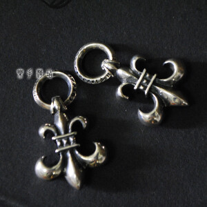 925纯银 克罗心童军花 谢霆锋同款纯银吊坠 原版再现