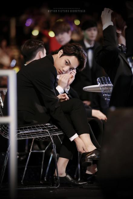 #金钟仁# #KAI# 【图片】141203 MAMA【MPST】原图【http://t.cn/RzNb1FY】【http://t.cn/RzNb1FQ】【http://t.cn/RzNb1Fj】【http://t.cn/RzNb1FT】一定要连在一起看!!!!!!苏到泪流满面宇宙苏神金钟仁