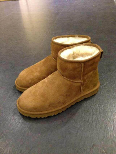 羊皮毛一体 冬季好品质雪地靴子 短靴