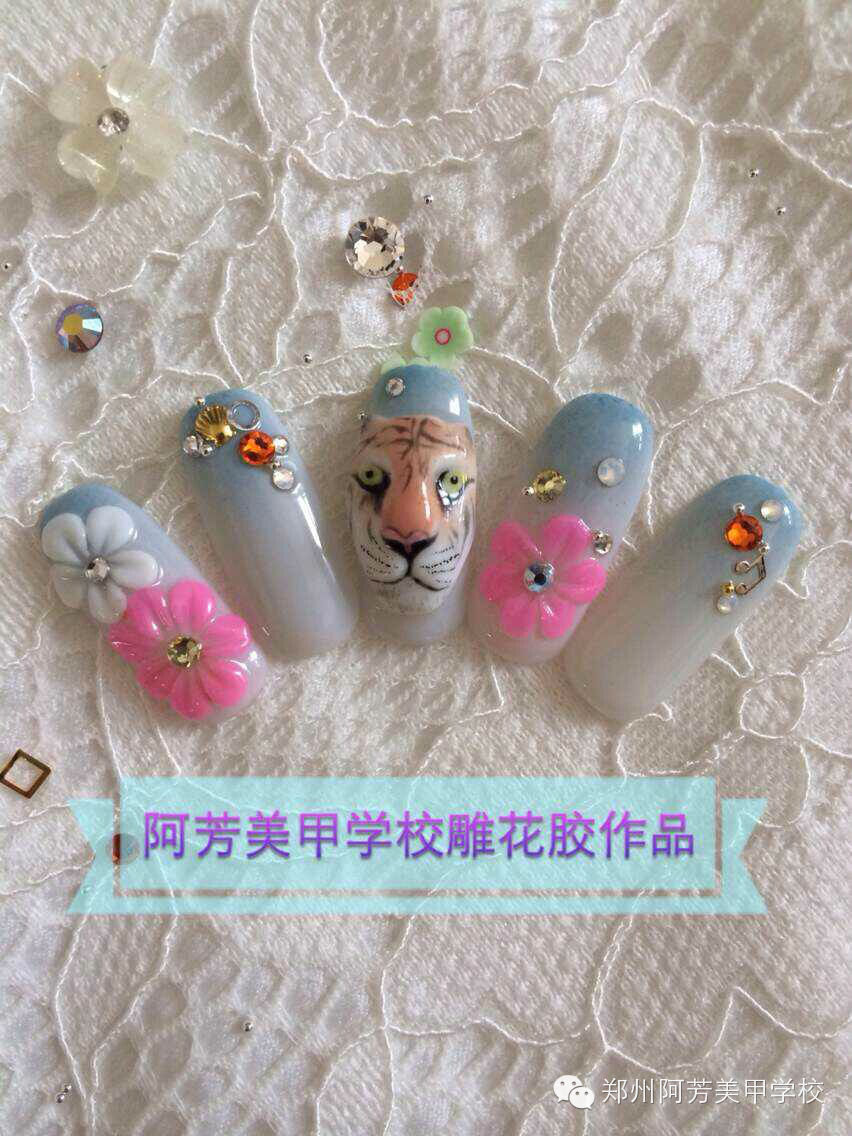 美甲雕花 卡通雕花作品