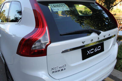 2015款国产沃尔沃XC60 T6 AWD