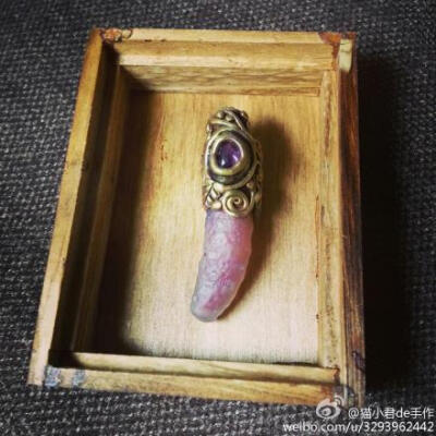 #猫小君de手作#没想到戈壁玛瑙先做出来了~不愧是大漠里出来的石头，充满了岁月风沙的感觉。可惜都不是我的，拍照留念在此了...