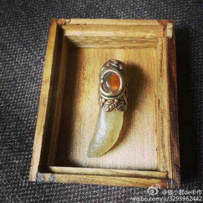 #猫小君de手作#没想到戈壁玛瑙先做出来了~不愧是大漠里出来的石头，充满了岁月风沙的感觉。可惜都不是我的，拍照留念在此了...