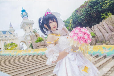 Love Live！ 作品链接：http://bcy.net/coser/detail/24412/128299 角色名：矢泽妮可 cn:茶狱跌死 摄影：莫西 大贤狼