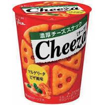 日本进口固力果Cheeza 2种类芝士奶酪玛格丽特披萨味三角饼干41g