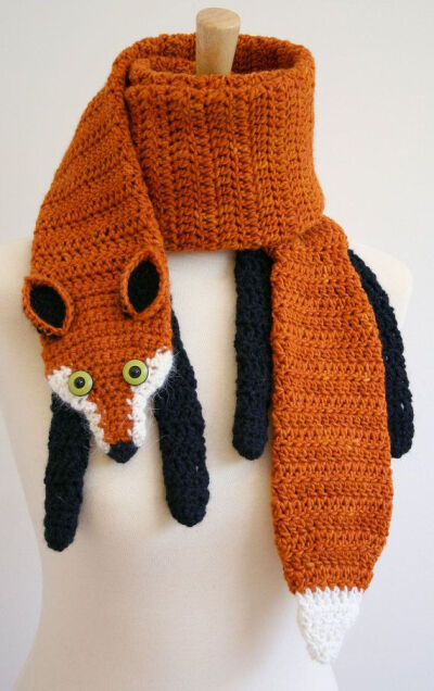 crocheted fox scarf...the eyes are a little freaky but its a neat idea : )