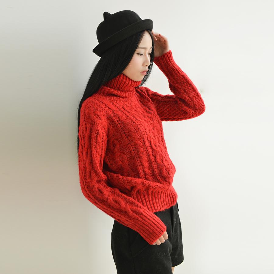 小秋同学m764高领麻花编织圣诞红短款百搭毛衣