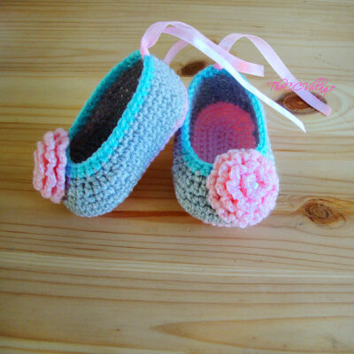 crochet baby shoes