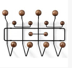 特价高档北欧设计师家具室内墙壁玄关挂钩实木咖啡色圆球衣帽架