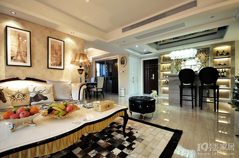 【{“嘟妈肥爸”的低调奢华品质小窝}】面积:139 套内114 费用:半包10W 总50W+ 设计:夏伟 ®客厅