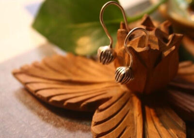 行吟者的花园之一 泰国银饰 清迈手工银 耳环 倒垂的花蕾