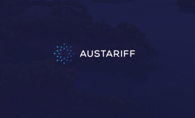 Austariff的LOGO，这是一家澳大利亚的太阳能能源企业，LOGO令人想起太阳，同时也结合了叶子形状（体现可再生能源产业）。在他们的品牌宣传材料中，用了一种很有趣的方式来运用这个图形。