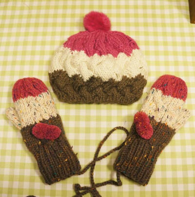 韩国冬季手工编织麻花撞色甜美毛线保暖加厚针织帽手套两件套