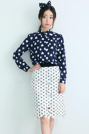 明星同款桃心印花衬衣+蕾丝爱心裙甜美气质套装