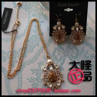FUNDAIS宫廷复古奢华质感宝石镶嵌项链耳环套装